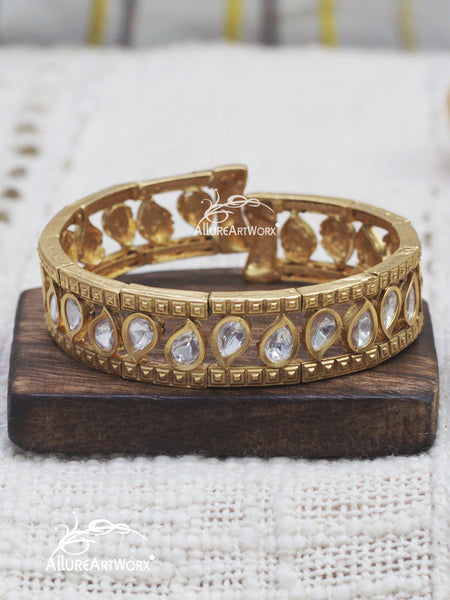 Kundan Bracelet(cuff)