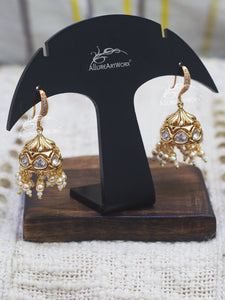 Kundan Jhumkis
